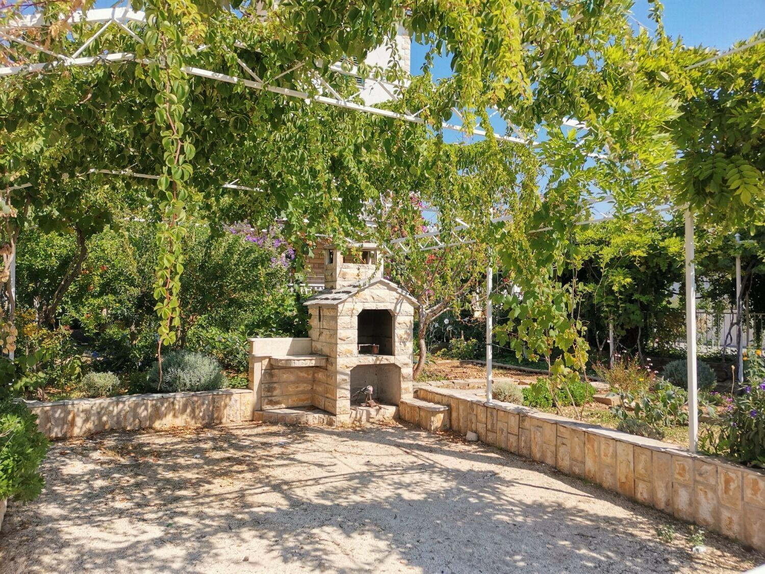 Apartments Srdan Vinišće Εξωτερικό φωτογραφία