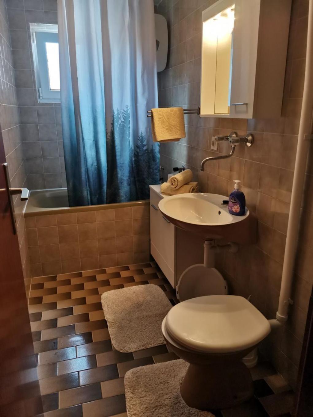 Apartments Srdan Vinišće Εξωτερικό φωτογραφία