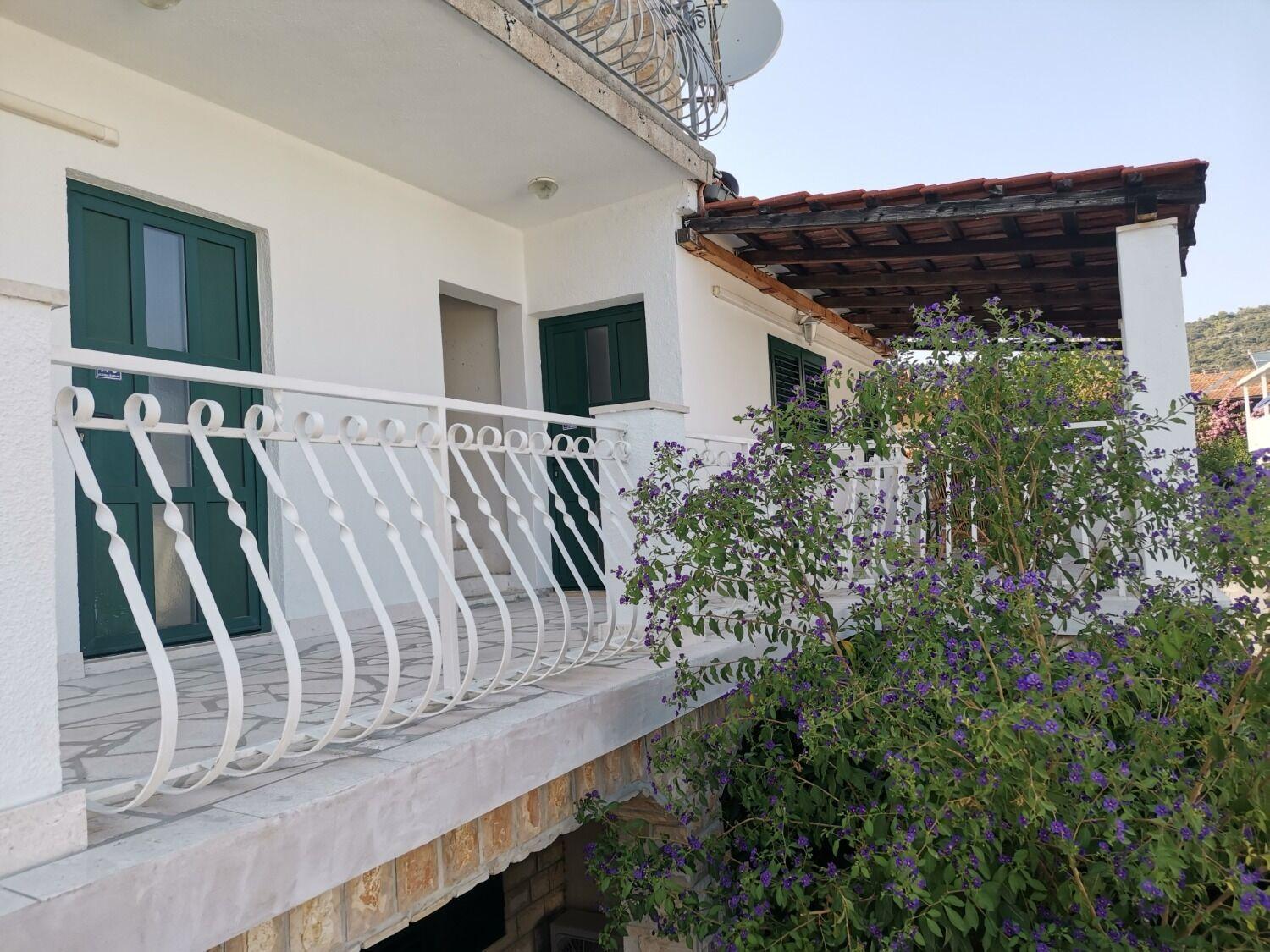 Apartments Srdan Vinišće Εξωτερικό φωτογραφία