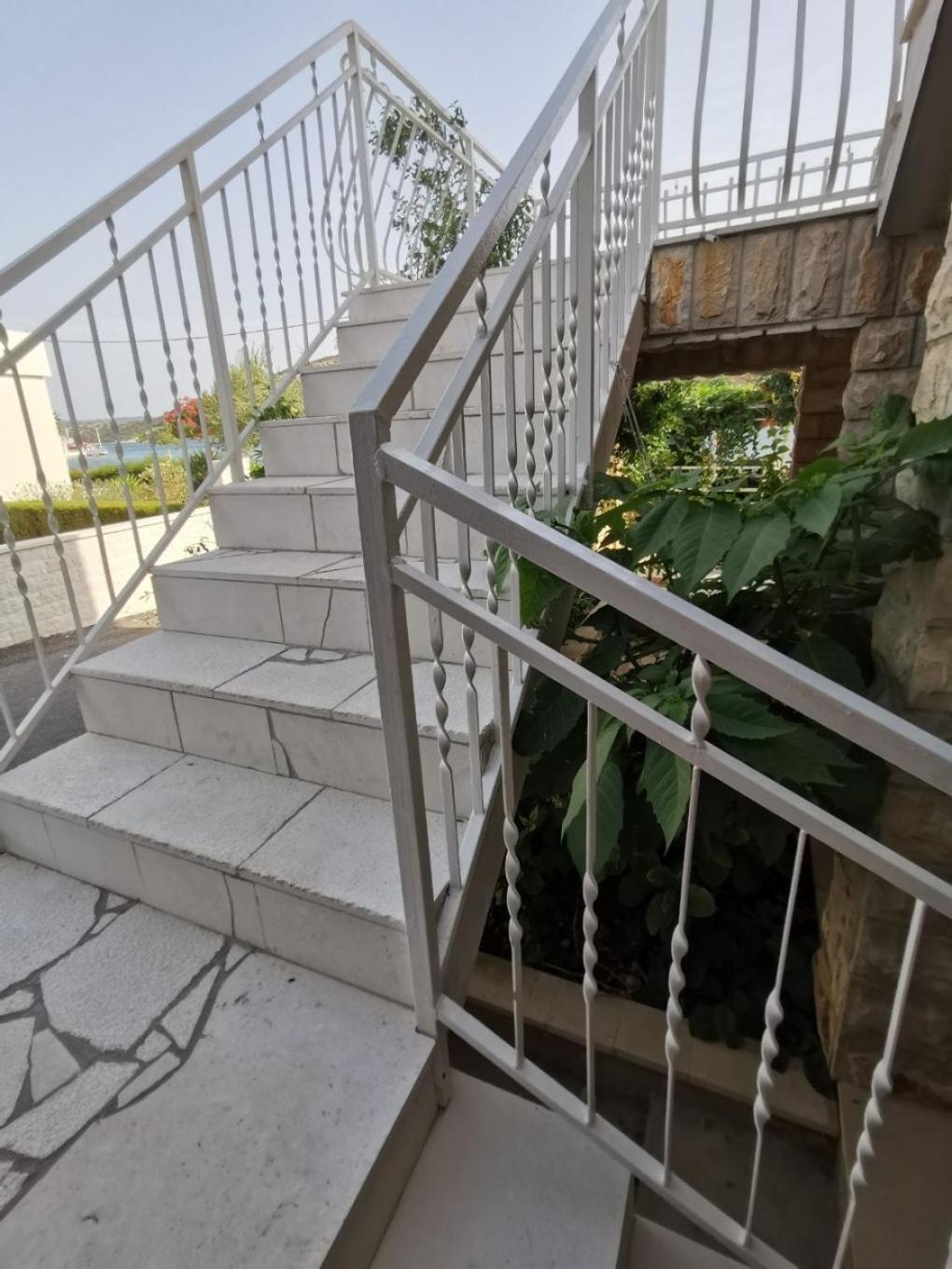 Apartments Srdan Vinišće Εξωτερικό φωτογραφία