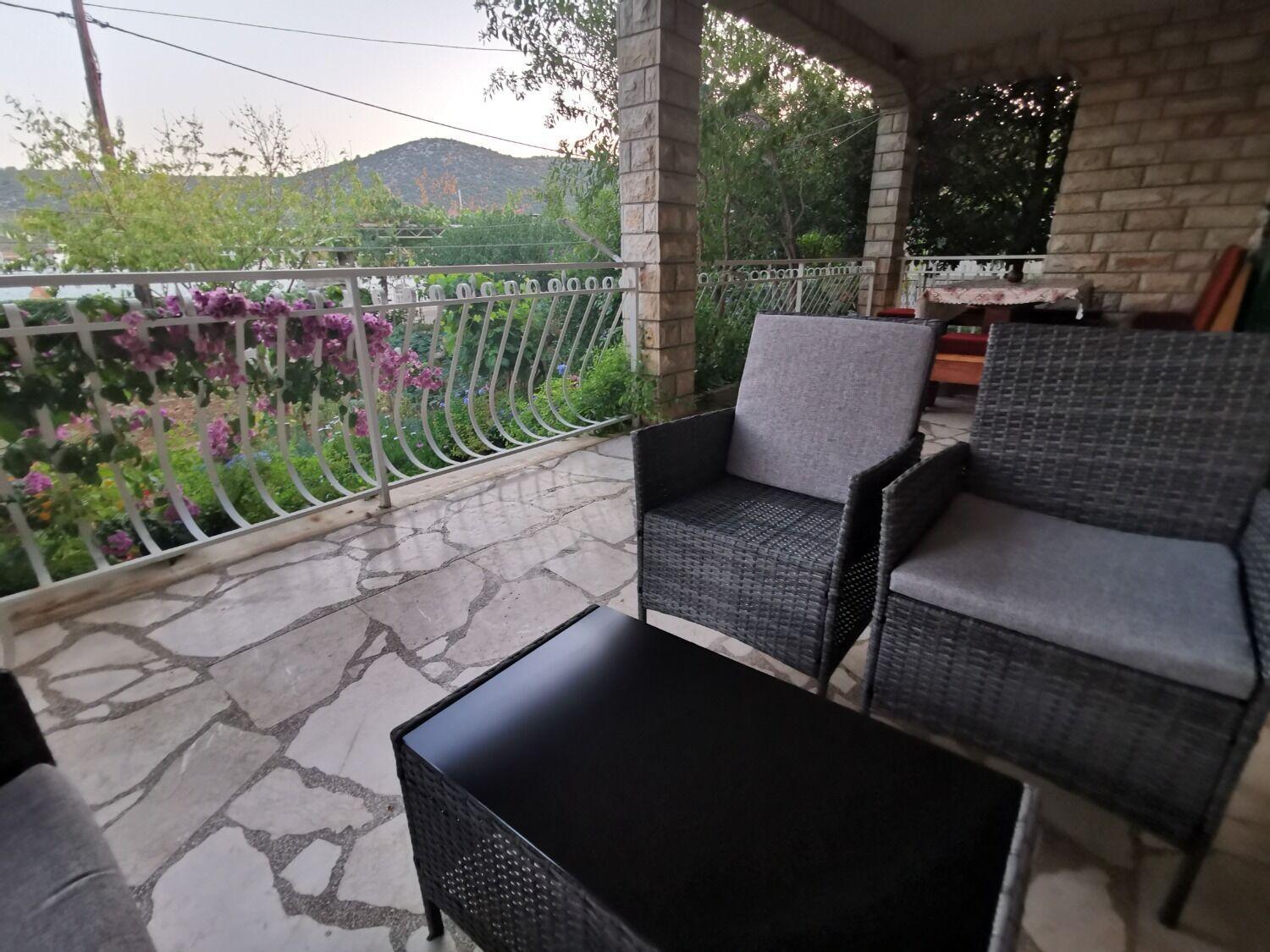 Apartments Srdan Vinišće Εξωτερικό φωτογραφία